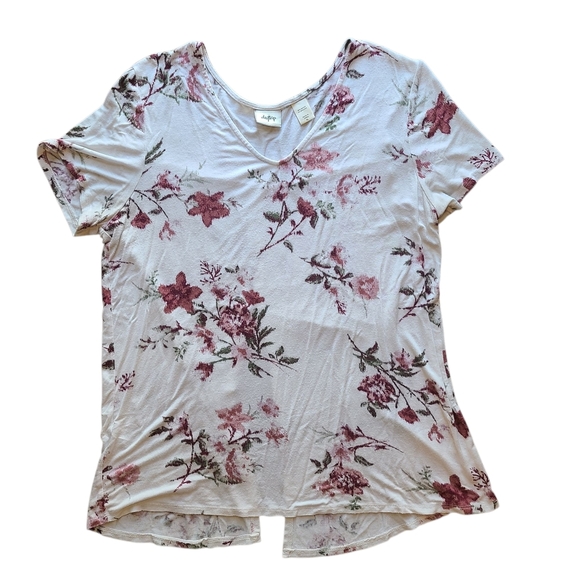 Daytrip By Buckle Womens Floral V-Neck Short Sleeve High-Low Split Back Tee – XL - Picture 1 of 7